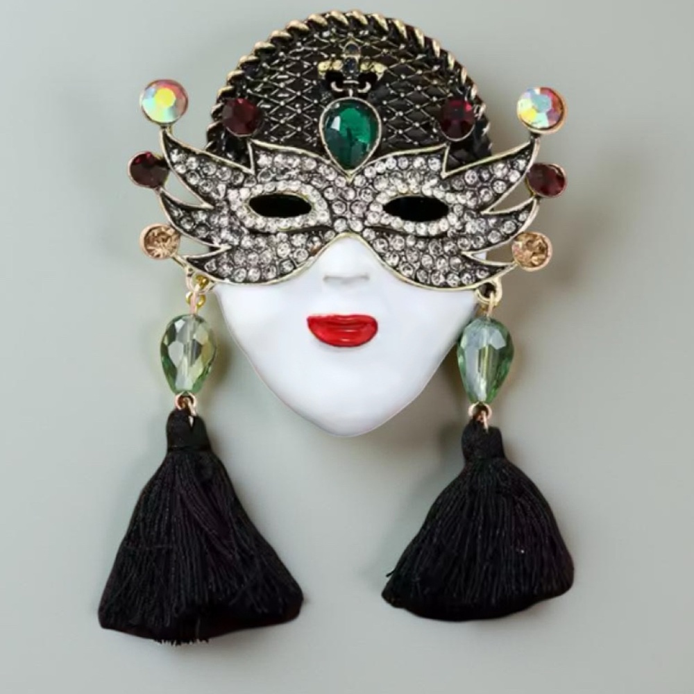 Elegant Mask Brooch with‎ Black Tassels Enamel Look Face Mask Tassel counter pin